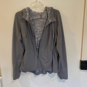 Lululemon Women’s lightweight jacket, size 10.